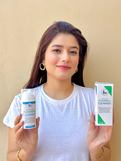 Instant Glow Foaming Cleanser