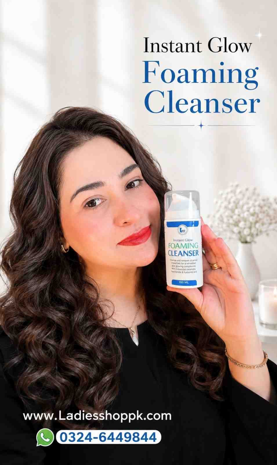 Instant Glow Foaming Cleanser